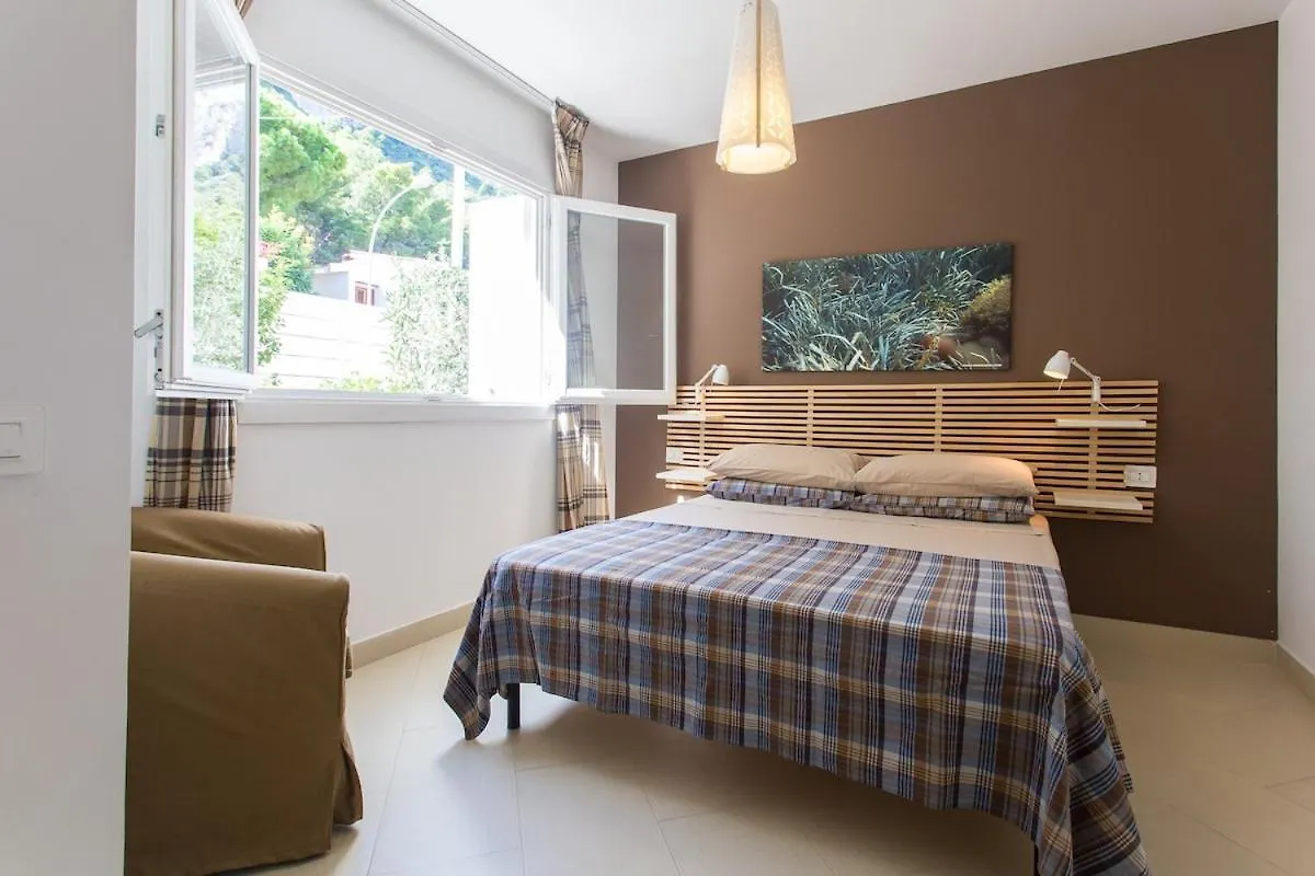 Mondello Suites Flh - Posidonia Палермо
